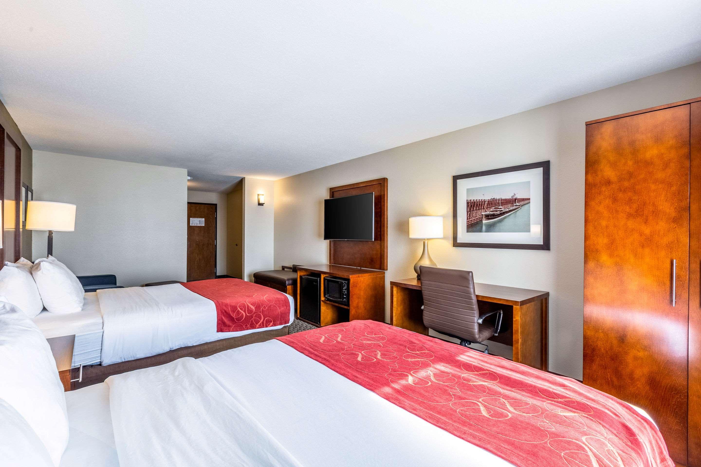 Comfort Suites Escanaba Exteriör bild