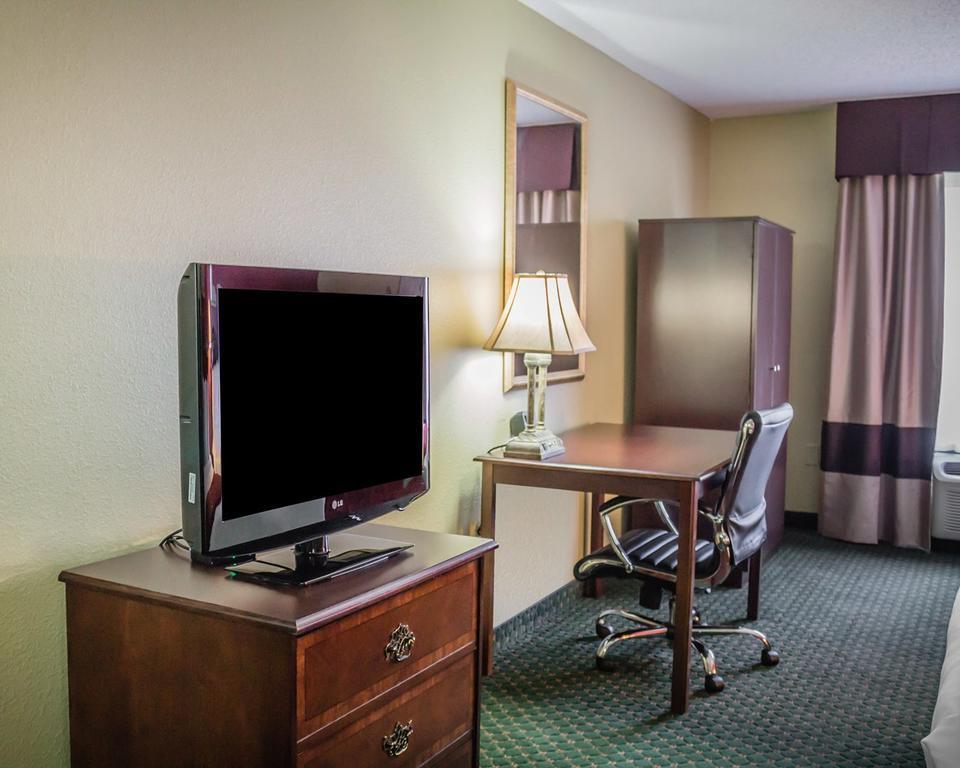 Comfort Suites Escanaba Exteriör bild